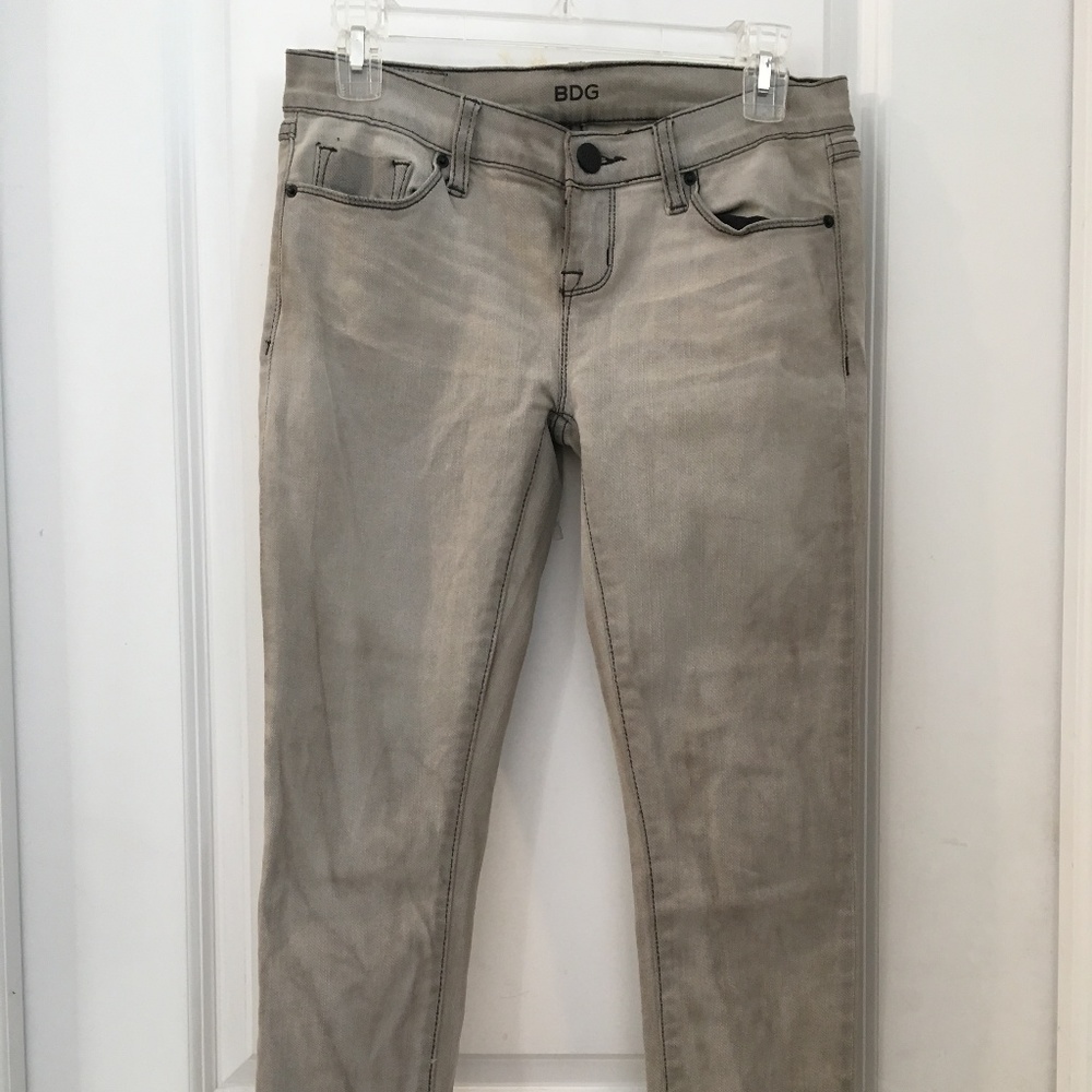 BDG low rise Twig Crop Jeans 26W 24L